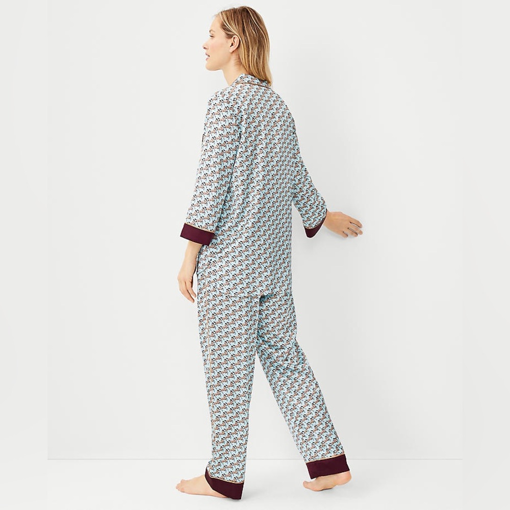 Ann Taylor Silky Horse Print Pajama Lightweight PJ Set Blue Brown Burgandy M NWT - Picture 2 of 16
